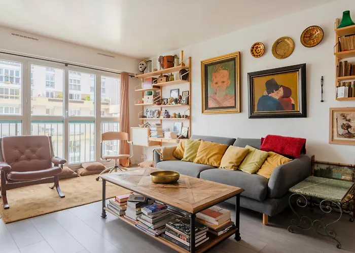 Paris Rebeval Residence